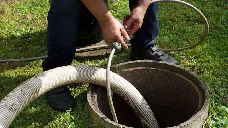 Burst pipe and blockage repair in St Kilda
